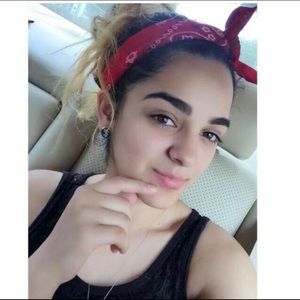 Meet your Posher, Marilyn